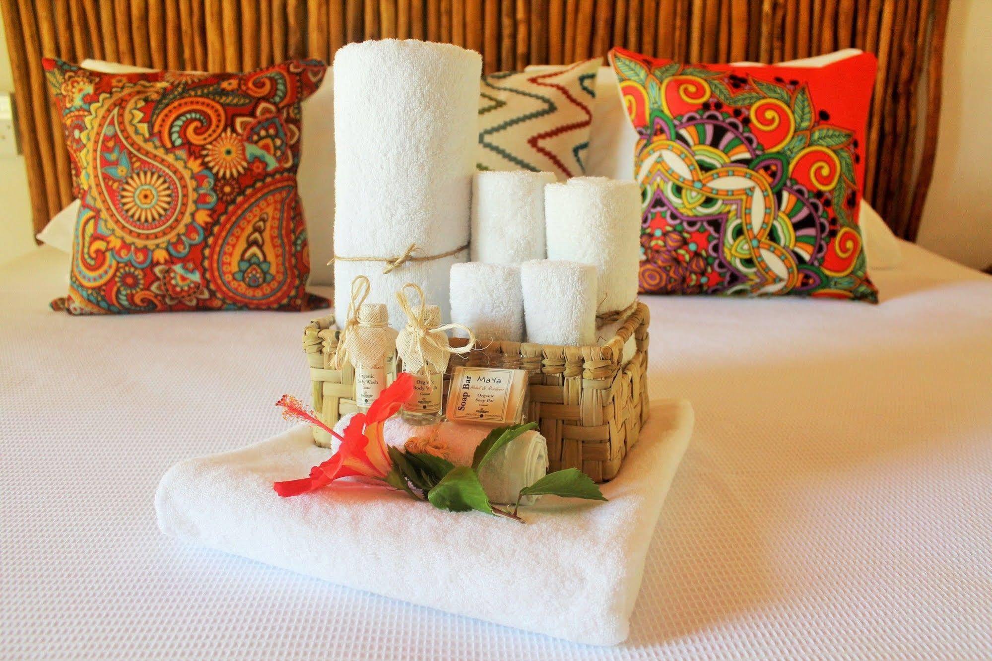 Maya Hotel Residence Isla Holbox ภายนอก รูปภาพ